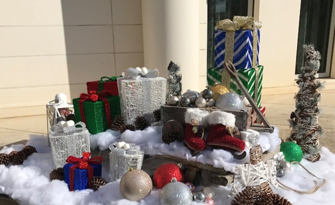 Seasonal Holiday Displays Seasonal Holiday Displays